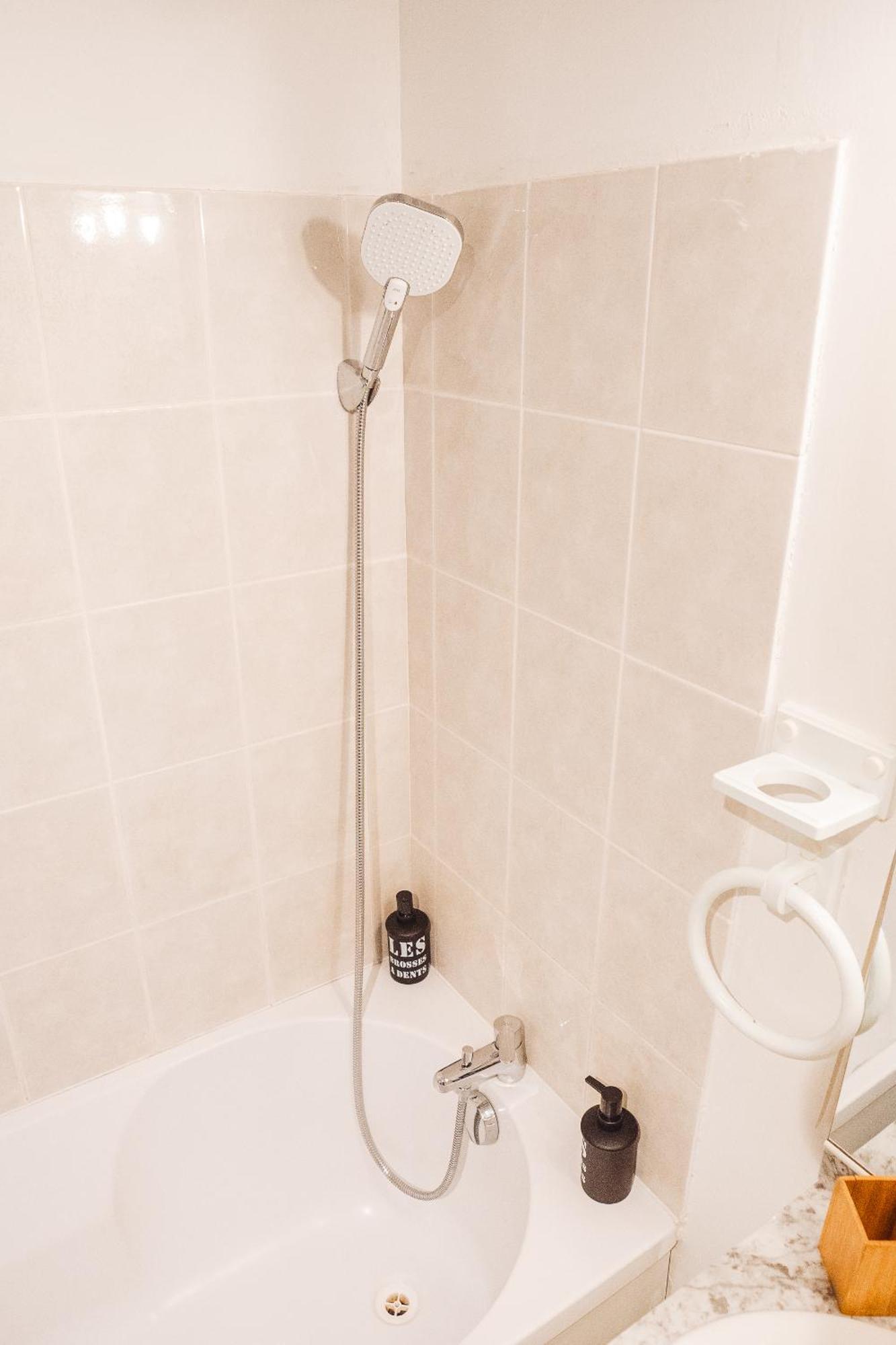 Ferienwohnung Cosy Studio Entre Paris Et Disneyland Paris Esbly Exterior foto