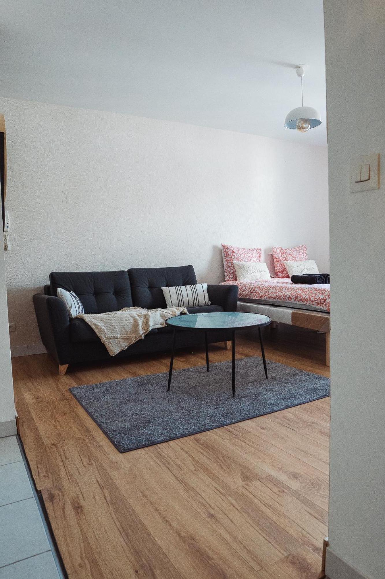 Ferienwohnung Cosy Studio Entre Paris Et Disneyland Paris Esbly Exterior foto